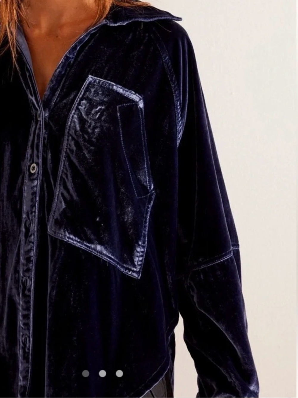 Free People Blue Velvet Button-Up Shirt Soft Relaxed Fit Size S - Picture 3 of 14